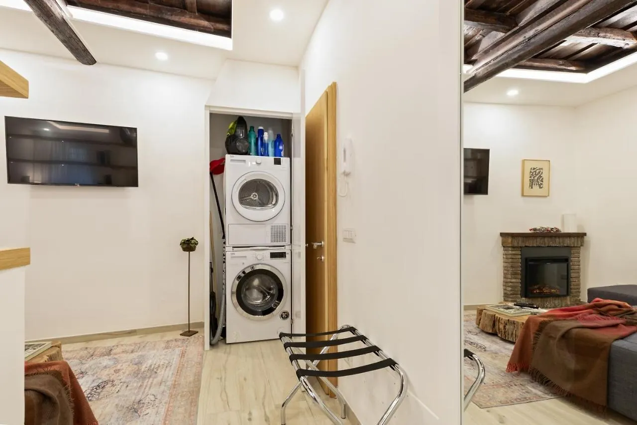 Appartamento Ciancaleoni Studio Atelier dell'Artista - Monti Roma